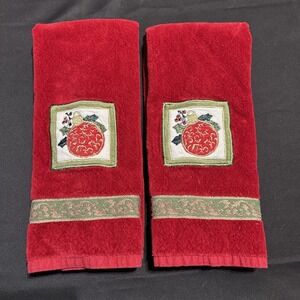 RITZ Hand towel red 100% cotton rectangle classic modern holiday Christmas Ball